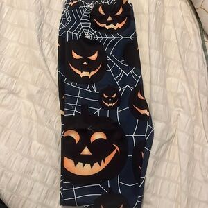 Halloween women’s leggings sz small